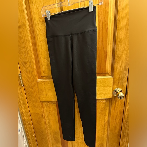 Aerie leggings size Medium long - Picture 2 of 4